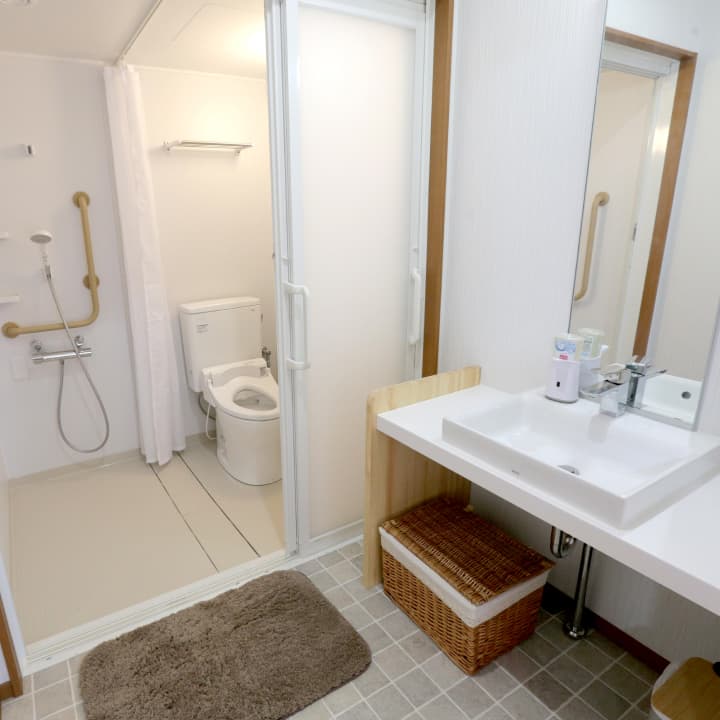 客室内バスルーム